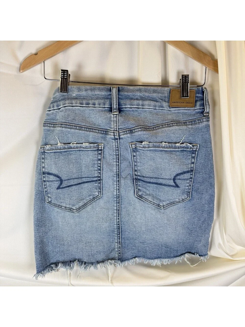 American Eagle Womens 4 REG Curvy Hi-Rise Mini Super Stretch Blue Jean Skirt